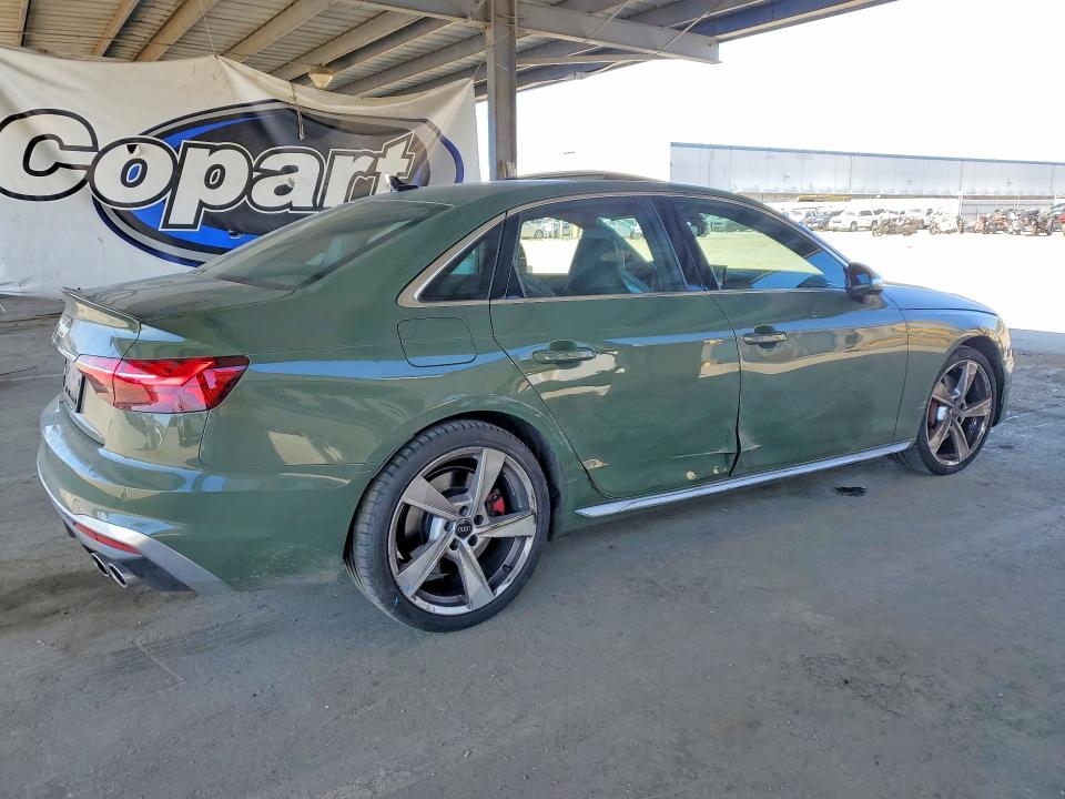 2024 Audi Rs4 VIN WAUB4AF40RA040211 COPART salvage auction — FRONT END, Ca - Salvage Certificate, sold $6,800 on 2026-07-21 (photo 3)