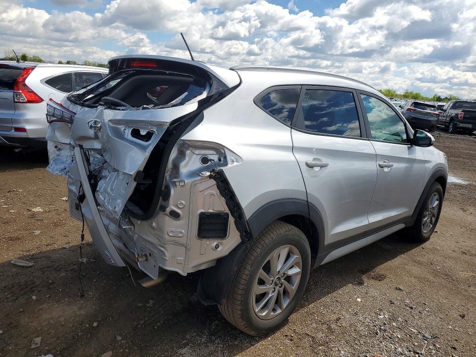 2017 Hyundai Tucson VIN KM8J3CA4XHU388417 COPART salvage auction — REAR END, Il - Salvage Certificate, sold $2,950 on 2026-07-07 (photo 3)
