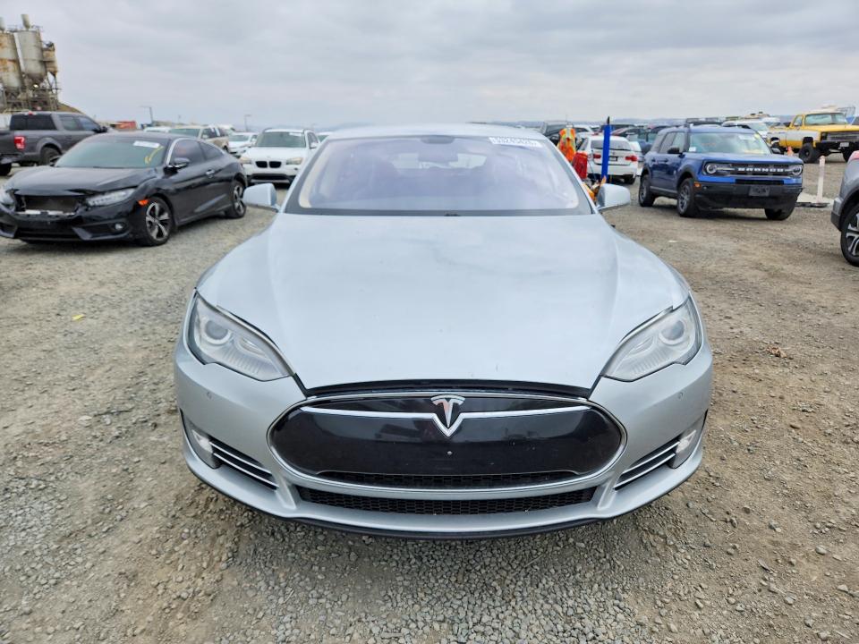 2013 Tesla VIN 5YJSA1CN7DFP27081 COPART salvage auction — FRONT END, Ca - Salvage Certificate, sold $2,850 on 2026-07-31 (photo 5)