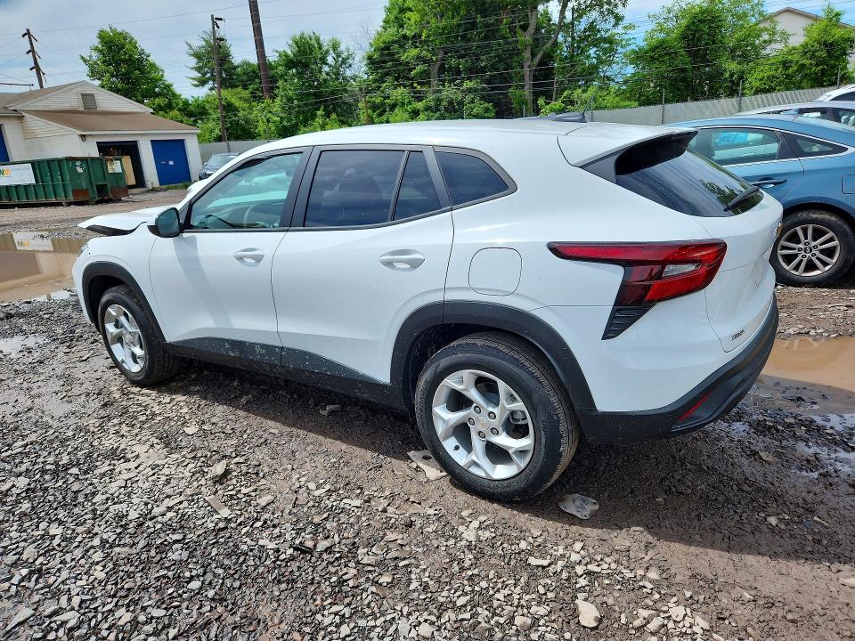 2025 Chevrolet Trax VIN KL77LFEP4SC049697 COPART salvage auction — FRONT END, Pa - Certificate Of Salvage, sold $2,700 on 2026-07-13 (photo 2)
