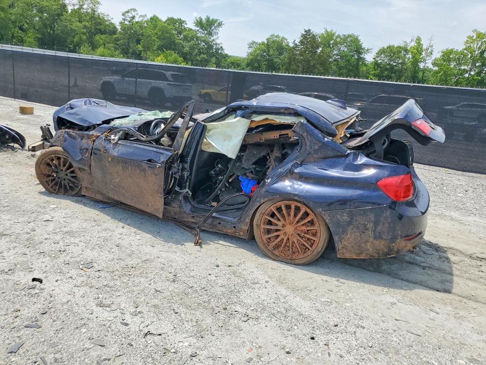 2014 BMW 3er VIN WBA3B3G58ENR81597 COPART salvage auction — ROLLOVER, Sc - Cert Of Title-Salvage, sold $400 on 2026-07-27 (photo 2)