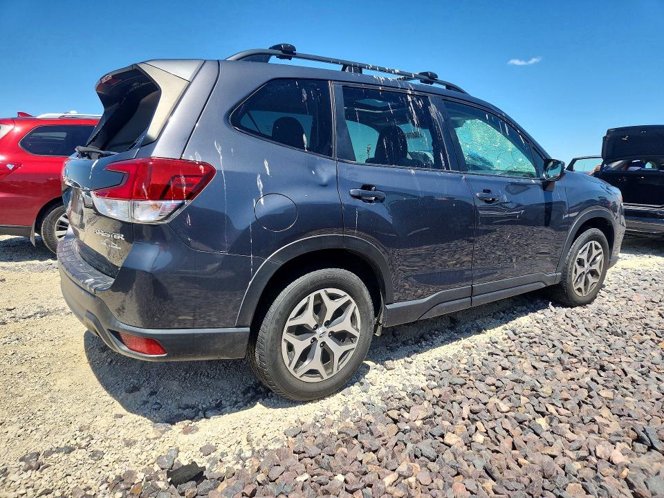 2020 Subaru Forester VIN JF2SKAGC3LH527482 COPART salvage auction — HAIL, Wv - Salvage Certificate, sold $4,850 on 2026-07-13 (photo 3)
