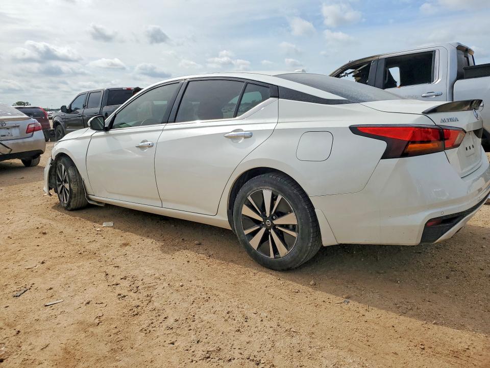 2019 Nissan Altima VIN 1N4BL4EV6KC186968 COPART salvage auction — SIDE, Tx - Certificate Of Title, sold $5,300 on 2026-07-02 (photo 2)