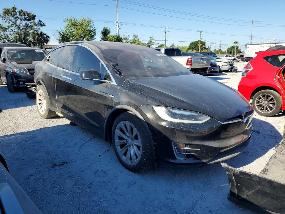 2016 Tesla Model x VIN 5YJXCDE21GF026707 COPART salvage auction — REAR END, Fl - Cert Of Title Slvg Rebuildable, sold $4,800 on 2026-07-10 (photo 4)