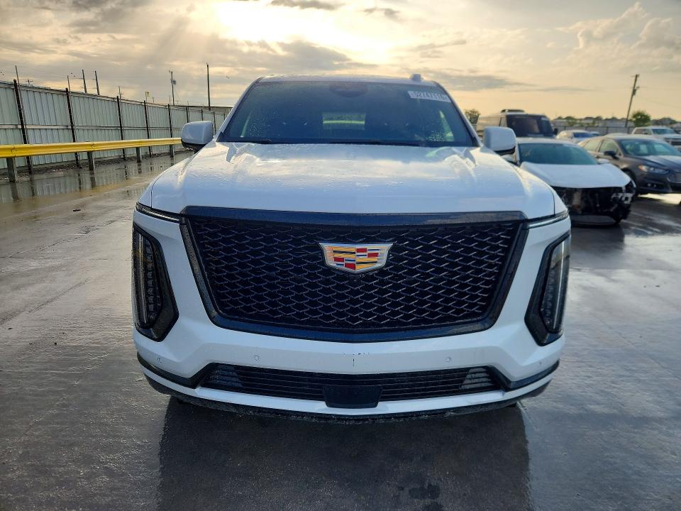 2026 Cadillac VIN 1GYS9FKL9TR162907 COPART salvage auction — VANDALISM, Tx - Certificate Of Title, sold $71,000 on 2026-07-03 (photo 5)