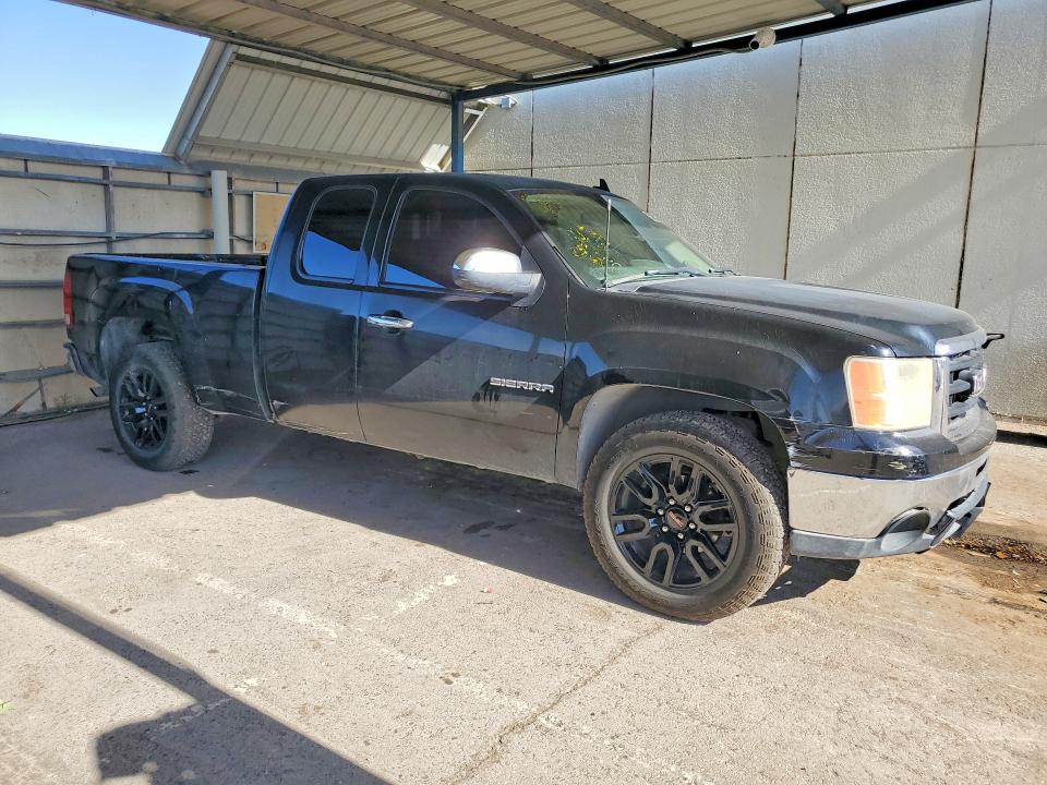 2010 Gmc SIERRA VIN 1GTSCVE00AZ232195 COPART salvage auction — MINOR DENT/SCRATCHES, Tx - Certificate Of Title, sold $1,900 on 2026-07-31 (photo 4)