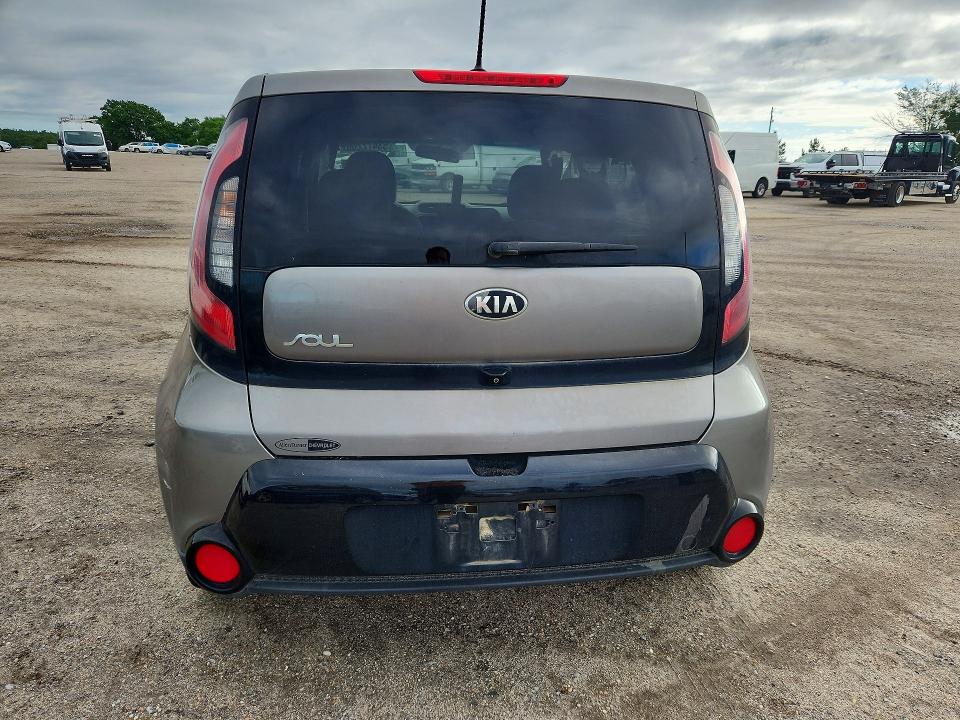 2016 Kia Soul VIN KNDJP3A55G7401279 COPART salvage auction — SIDE, Fl - Cert Of Title Slvg Rebuildable, sold $225 on 2026-07-23 (photo 6)