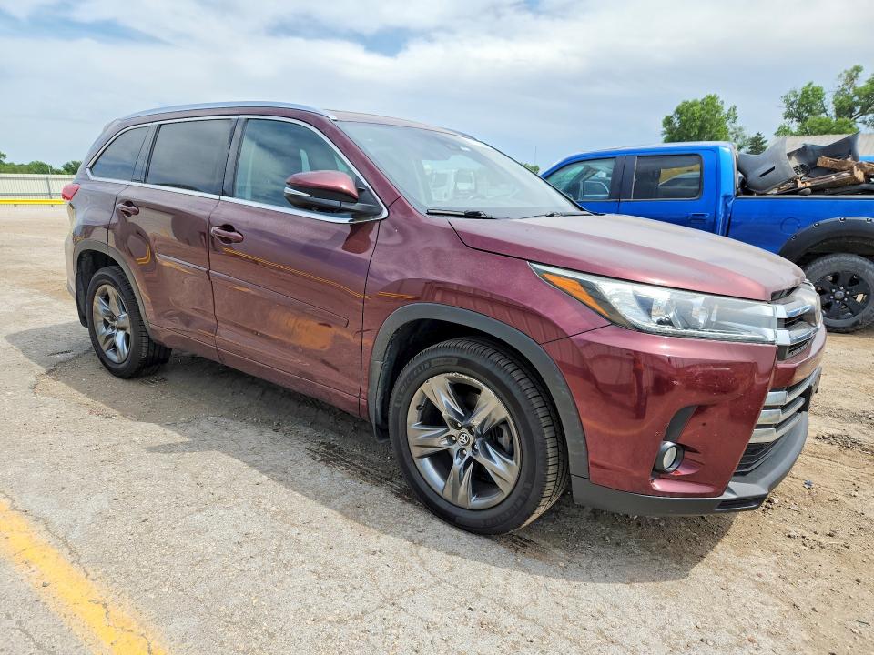 2017 Toyota VIN 5TDDZRFHXHS390882 COPART salvage auction — SIDE, Ks - Cert Of Title-Salvage, sold $12,400 on 2026-07-22 (photo 4)