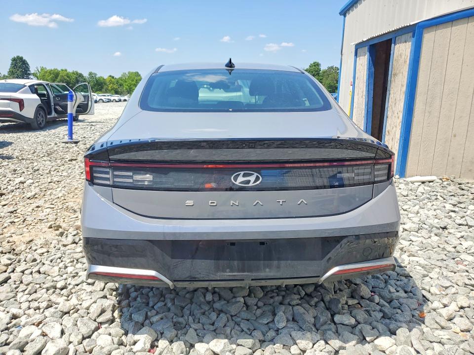 2025 Hyundai Sonata VIN KMHL64JA3SA454522 COPART salvage auction — FRONT END, FL - CERT OF TITLE SLVG REBUILDABLE, sold $8,900 on 2026-07-08 (photo 6)