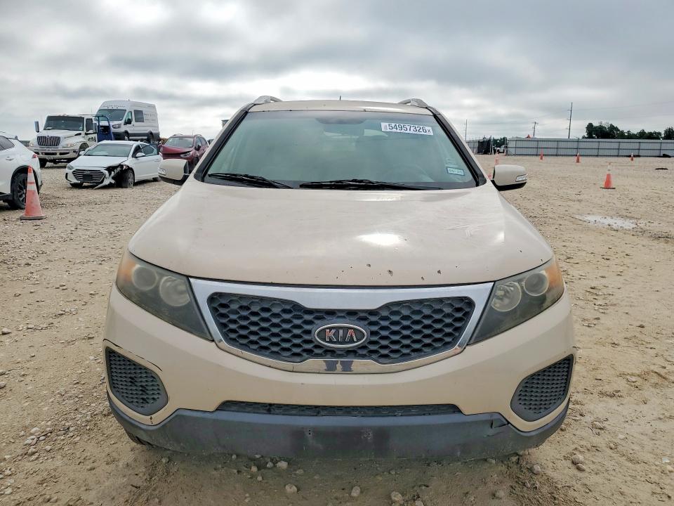2011 Kia Sorento VIN 5XYKTDA26BG068842 COPART salvage auction — NORMAL WEAR, Tx - Storage Lien Papers (P), sold $1,550 on 2026-07-30 (photo 5)