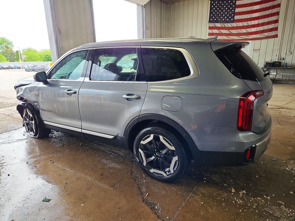 2025 Kia Telluride VIN 5XYP6DGC3SG687346 COPART salvage auction — FRONT END, FL - CERTIFICATE OF DESTRUCTION, sold $9,600 on 2026-07-13 (photo 2)