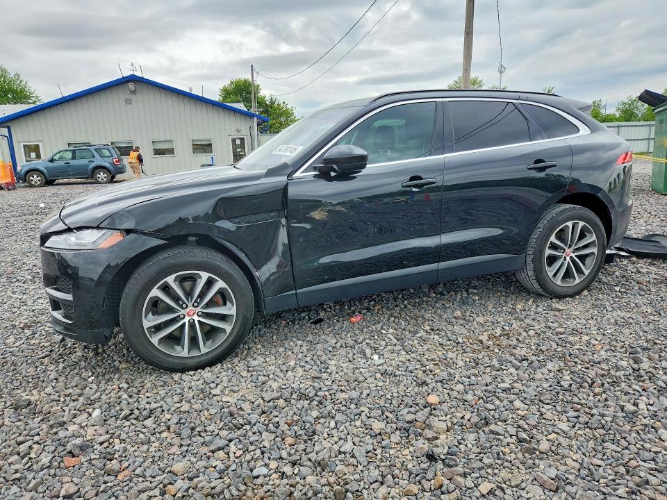 2017 Jaguar F-pace VIN SADCK2BV0HA070846 COPART salvage auction — FRONT END, Il - Salvage Certificate, sold $5,500 on 2026-08-03 (photo 1)