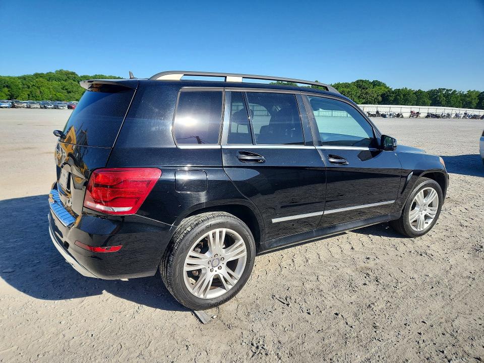 2014 Mercedes-benz VIN WDCGG5HB8EG240919 COPART salvage auction — REAR END, Nc - Salvage Certificate Of Title, sold $2,550 on 2026-07-08 (photo 3)