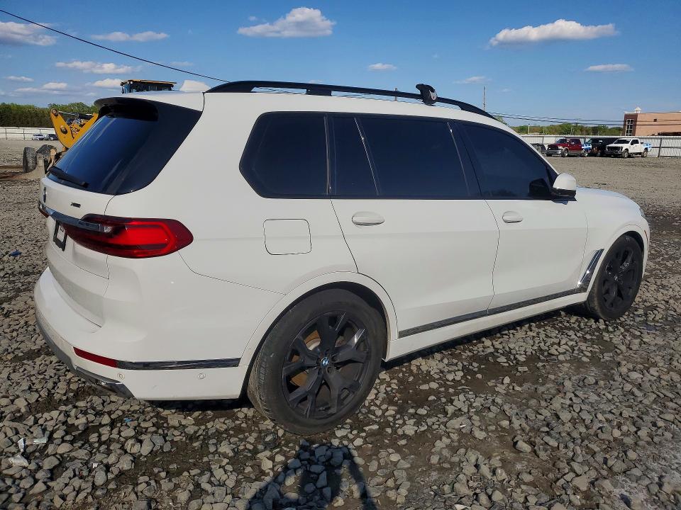 2022 BMW X7 VIN 5UXCW2C0XN9L82722 COPART salvage auction — VANDALISM, Pa - Cert Of Salvage-Theft, sold $26,750 on 2026-07-08 (photo 3)