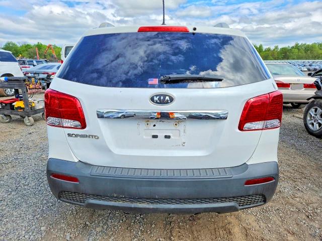 2011 Kia Sorento VIN 5XYKTDA22BG125117 COPART salvage auction — STRIPPED, Nj - Certificate Of Title (P), sold $750 on 2026-07-17 (photo 6)