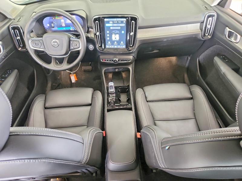 2026 Volvo Xc40 VIN YV4L12UC1T2740625 COPART salvage auction — FRONT END, Tx - Certificate Of Title, sold $11,900 on 2026-08-17 (photo 8)