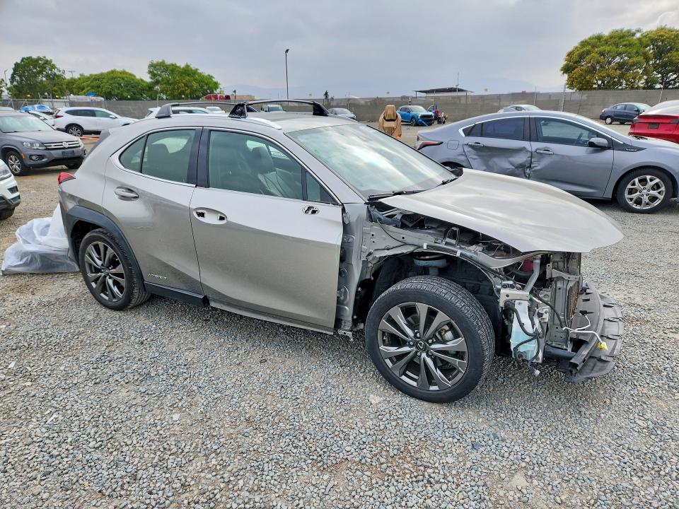 2020 Lexus Ux VIN JTHR9JBH9L2020549 COPART salvage auction — FRONT END, Ca - Salvage Certificate, sold $5,500 on 2026-07-14 (photo 4)