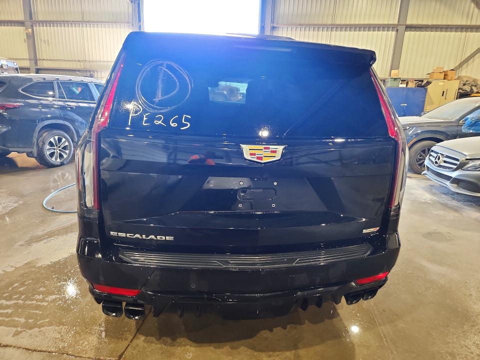 2023 Cadillac Escalade VIN 1GYS4HK99PR499873 COPART salvage auction — VANDALISM, On - Permit No Brand - Unfit, sold $126,000 on 2026-07-03 (photo 6)