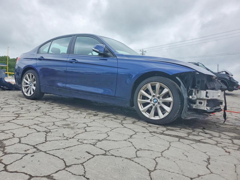 2018 BMW 3er VIN WBA8A3C53JA495392 COPART salvage auction — FRONT END, Tn - Salvage Certificate, sold $1,900 on 2026-07-21 (photo 4)