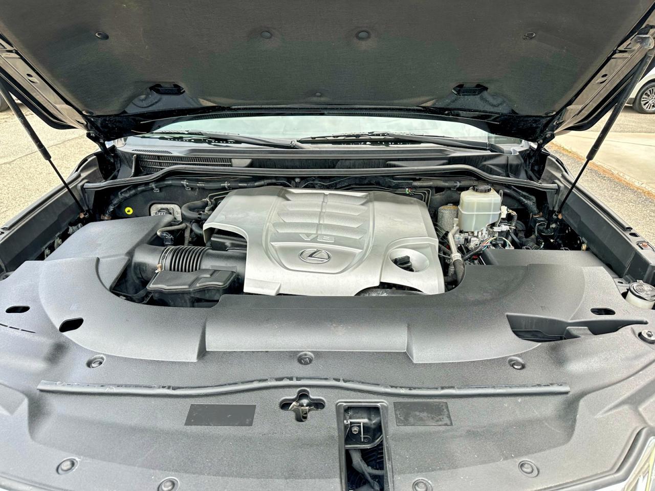 2017 Lexus VIN JTJHY7AX6H4221040 COPART salvage auction — Minor Dent/Scratches, MA - CERTIFICATE OF TITLE (P), sold $44,000 on 2026-06-12 (photo 7)