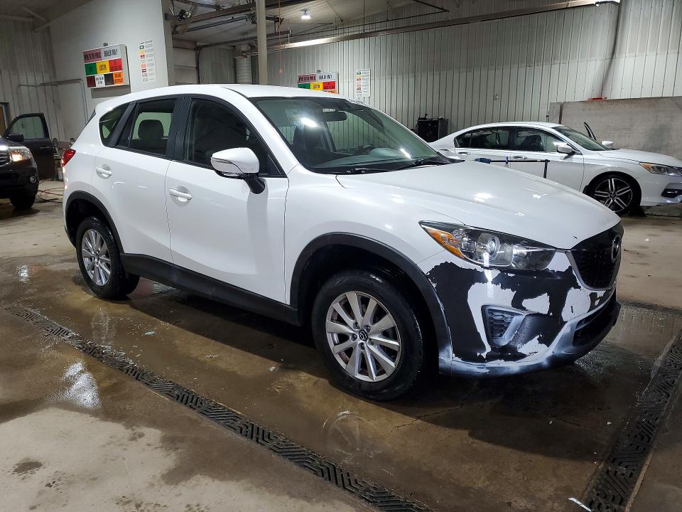 2015 Mazda Cx-5 VIN JM3KE4BY2F0483107 COPART salvage auction — MINOR DENT/SCRATCHES, IN - CERTIFICATE OF TITLE, sold $1,900 on 2026-07-09 (photo 4)