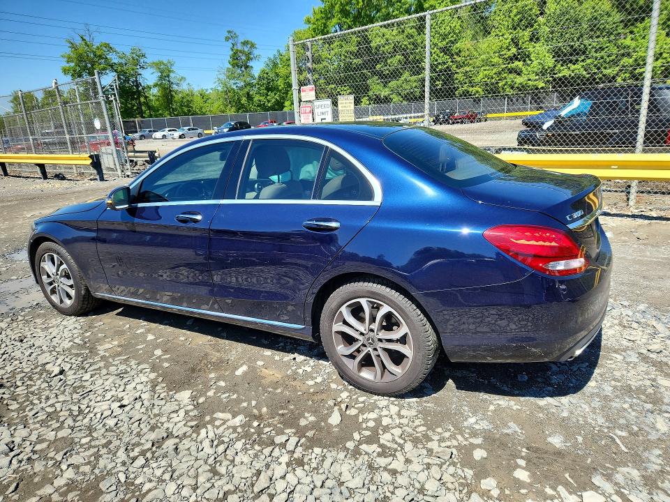 2017 Mercedes-benz C-klasse VIN WDDWF4KB5HR291431 COPART salvage auction — SIDE, Salvage Title, sold $2,000 on 2026-08-07 (photo 2)