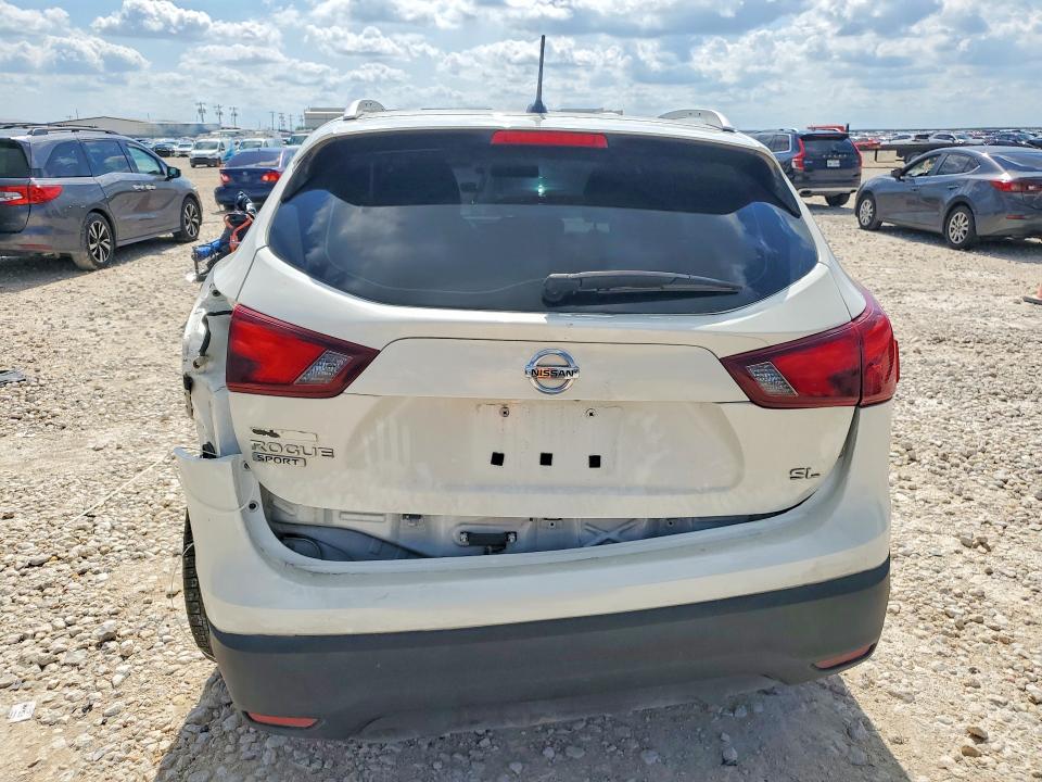 2017 Nissan Rogue VIN JN1BJ1CP5HW029493 COPART salvage auction — FRONT END, Id - Salvage Certificate Of Title, sold $1,450 on 2026-07-09 (photo 6)