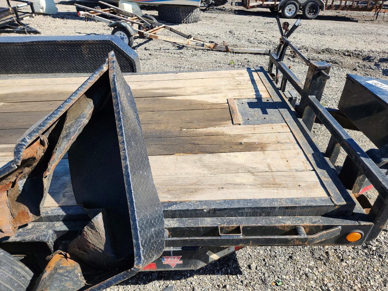 2020 Pj Unknown VIN 4P5T61629L1334896 COPART salvage auction — Side, IL - SALVAGE CERTIFICATE, sold $1,050 on 2026-07-09 (photo 5)