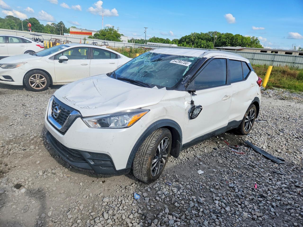 2020 Nissan Kicks VIN 3N1CP5CV0LL575139 COPART salvage auction — All Over, AL - CERT OF TITLE-SALVAGE TITLE, sold $1,400 on 2026-07-09 (photo 1)