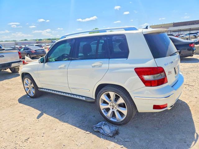 2010 Mercedes-benz Glk-klasse VIN WDCGG8HB0AF261605 COPART salvage auction — WATER/FLOOD, Id - Salvage Certificate Of Title, sold $1,300 on 2026-07-23 (photo 2)