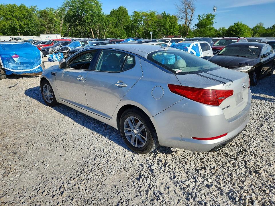 2013 Kia Optima VIN KNAGM4A7XD5307266 COPART salvage auction — ENGINE BURN, Ok - Cert Of Title-Salvage, sold $100 on 2026-07-29 (photo 2)