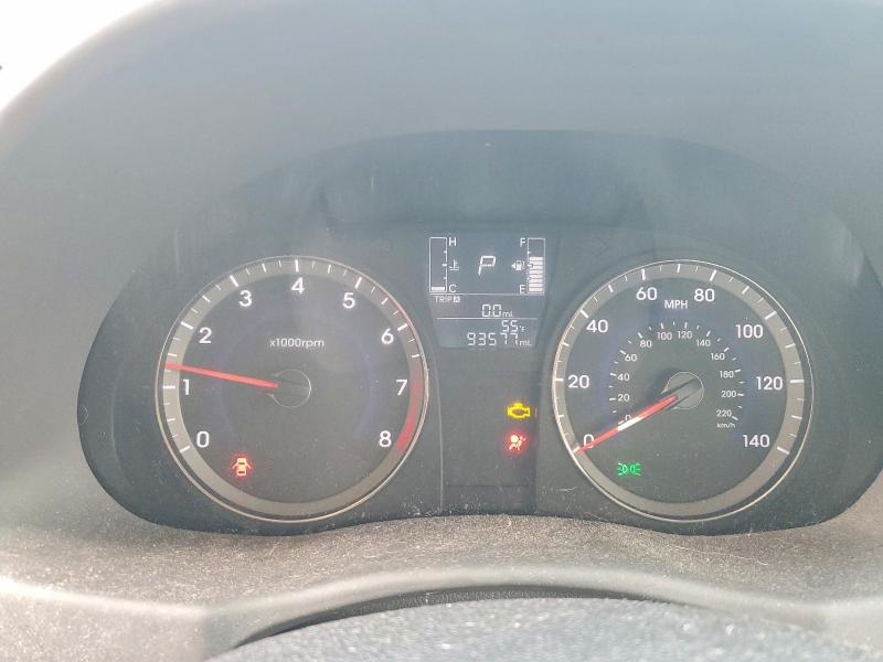 2016 Hyun Accent VIN KMHCT4AEXGU972936 COPART salvage auction — MINOR DENT/SCRATCHES, Salvage Title, sold $1,000 on 2026-08-07 (photo 9)