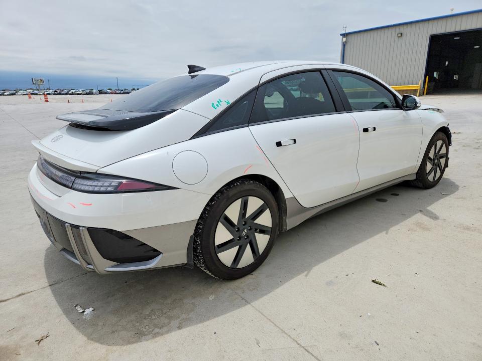 2024 Hyundai Ioniq 6 VIN KMHM24AA7RA071922 COPART salvage auction — FRONT END, Tx - Salvage Vehicle Title, sold $7,700 on 2026-07-17 (photo 3)