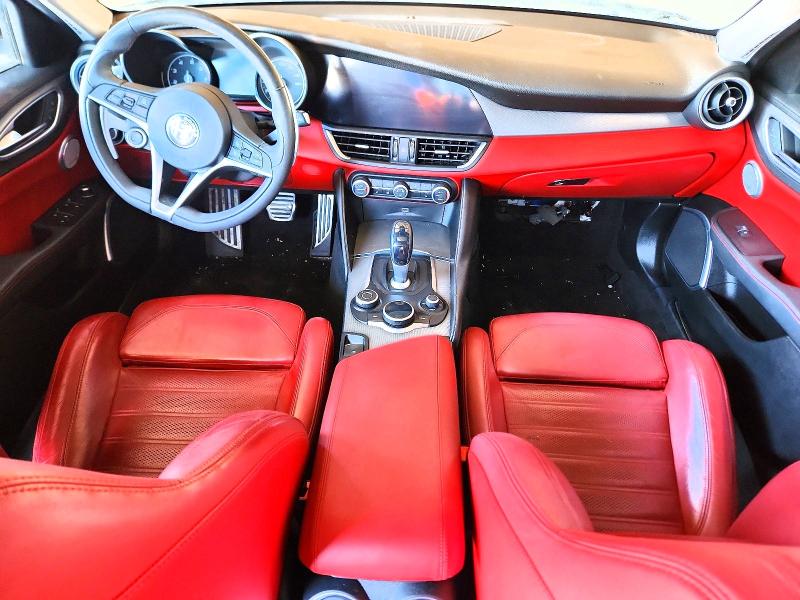 2019 Alfa romeo Giulia VIN ZARFAMBN2K7600882 COPART salvage auction — ENGINE BURN, Az - Cert Of Title- Non Repair, sold $3,550 on 2026-07-08 (photo 8)