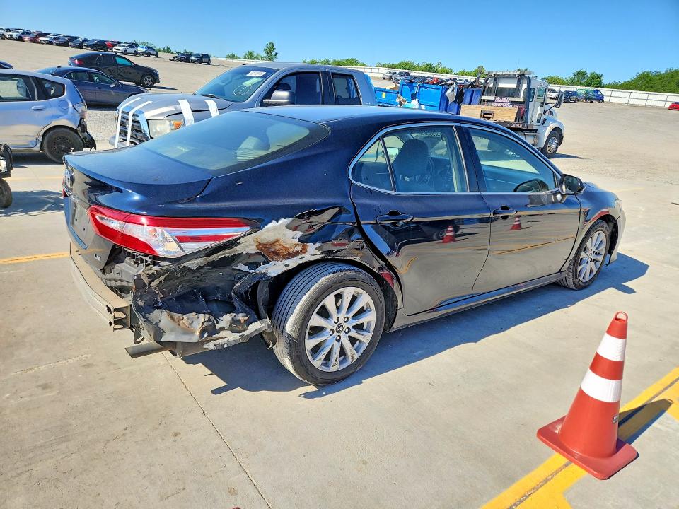 2018 Toyota Camry VIN JTNB11HKXJ3023086 COPART salvage auction — REAR END, KY - CERT OF TITLE-SALVAGE, sold $3,250 on 2026-07-30 (photo 3)