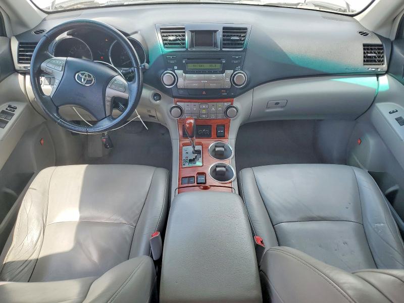 2010 Toyota Highlander VIN 5TDYK3EHXAS022647 COPART salvage auction — HAIL, Ok - Certificate Of Title, sold $3,600 on 2026-07-08 (photo 8)