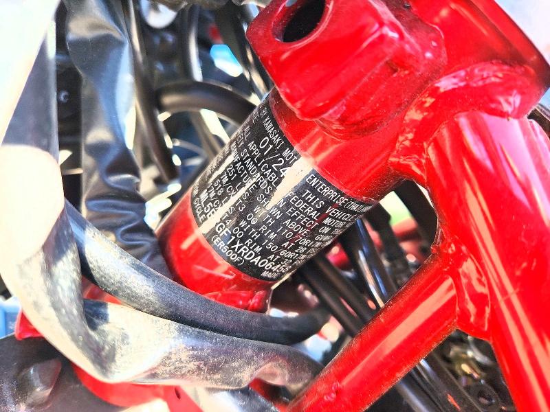 2024 Kawasaki Er VIN ML5ERGF1XRDA06458 COPART salvage auction — ROLLOVER, Mi - Scrap Certificate Of Title, sold $425 on 2026-07-23 (photo 9)