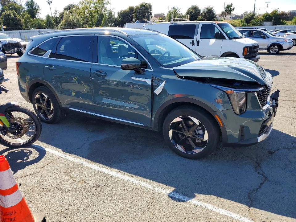 2025 Kia Sorento VIN KNDRJDJH6S5301491 COPART salvage auction — FRONT END, Ca - Salvage Certificate, sold $14,200 on 2026-07-10 (photo 4)