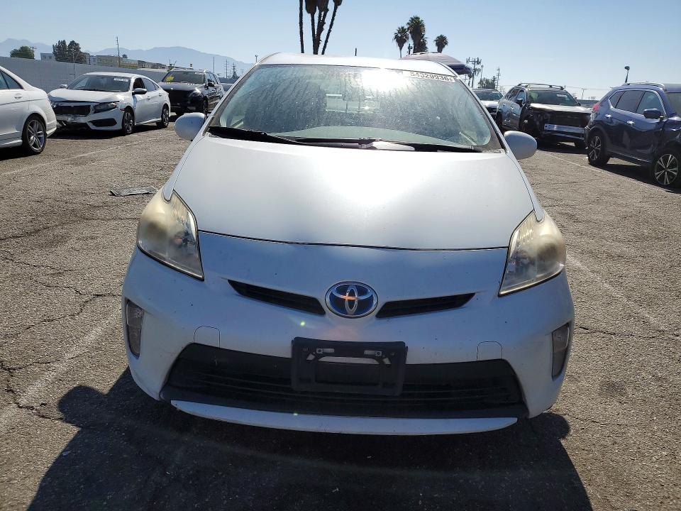 2014 Toyota Prius VIN JTDKN3DU2E1783042 COPART salvage auction — REAR END, CA - SALVAGE CERTIFICATE, sold $2,100 on 2026-07-21 (photo 5)