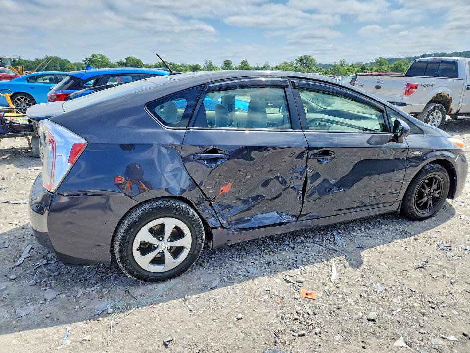 2015 Toyota Prius VIN JTDKN3DU9F0417831 COPART salvage auction — SIDE, Wv - Salvage Certificate, sold $1,350 on 2026-07-31 (photo 3)