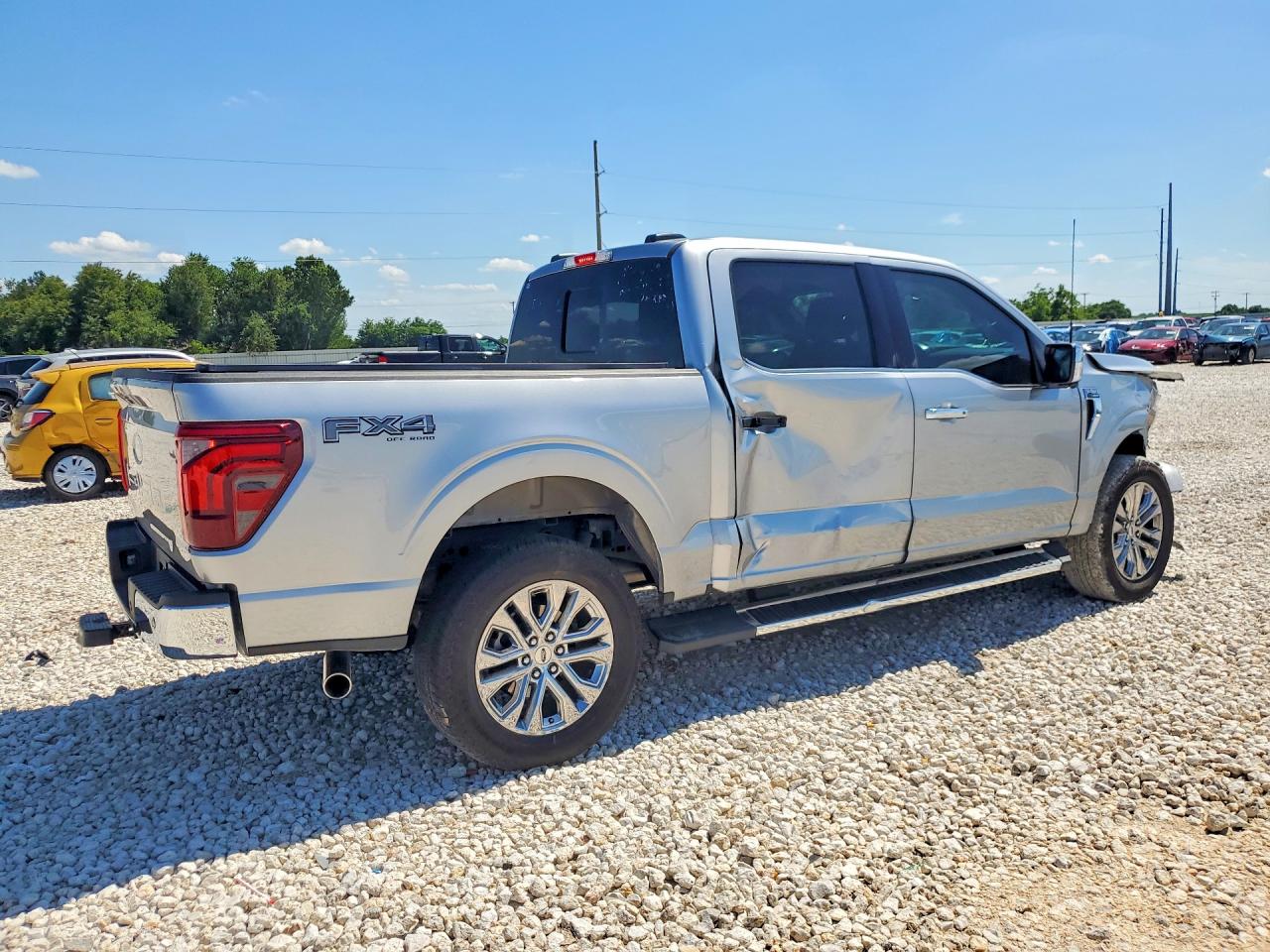 2025 Ford F-150 Lightning VIN 1FTFW5L50SFB08096 COPART salvage auction — Front End, TX - SALVAGE VEHICLE TITLE, sold $25,250 on 2026-07-02 (photo 3)