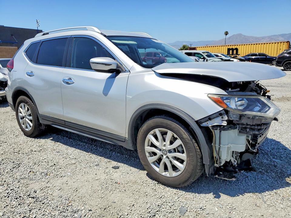 2020 Nissan Rogue VIN JN8AT2MTXLW032410 COPART salvage auction — FRONT END, Ca - Salvage Certificate, sold $2,100 on 2026-07-08 (photo 4)
