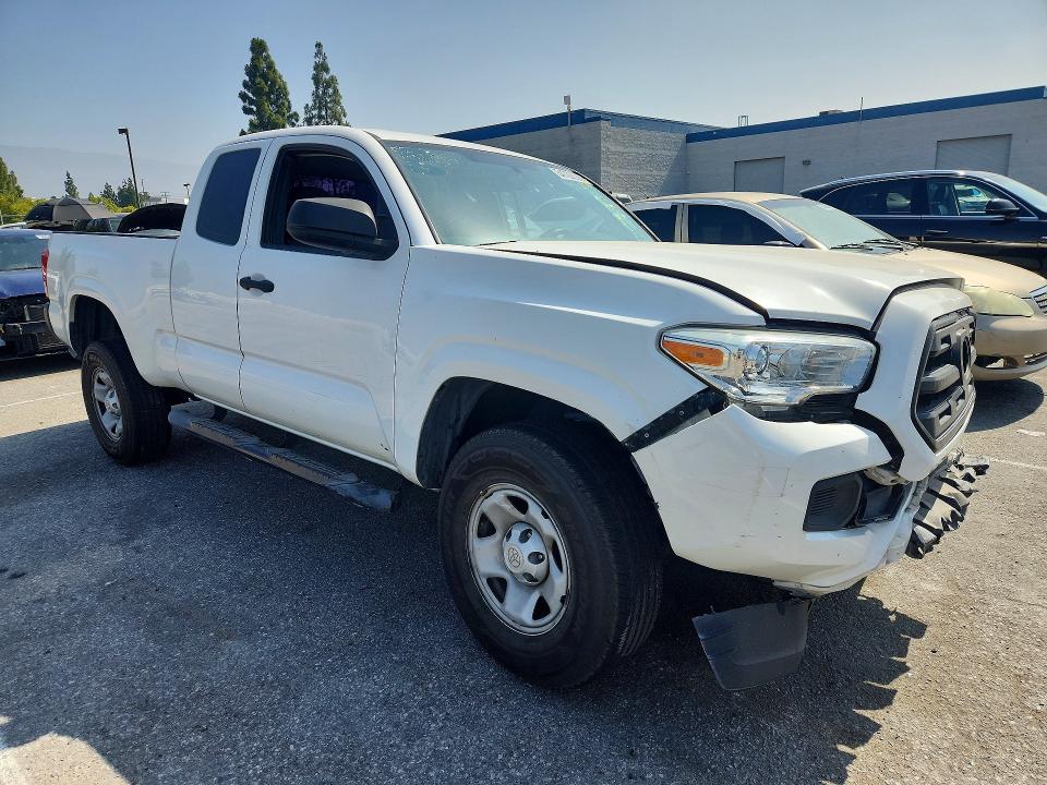 2017 Toyota Tacoma VIN 5TFRX5GN7HX081857 COPART salvage auction — FRONT END, Ca - Salvage Certificate, sold $5,600 on 2026-07-28 (photo 4)