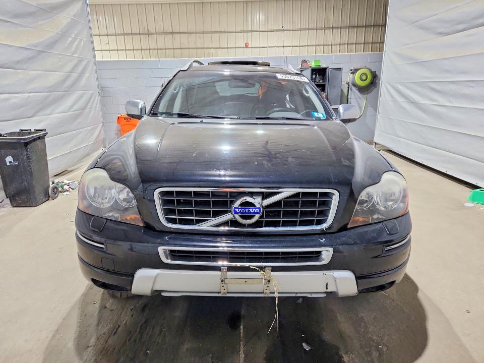 2014 Volvo Xc90 VIN YV4952CZ9E1690862 COPART salvage auction — REAR END, Nh - Cert Of Title-Salvage, sold $350 on 2026-08-04 (photo 5)