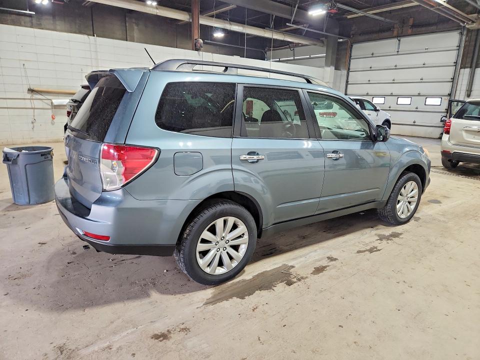 2012 Subaru VIN JF2SHADC4CH465870 COPART salvage auction — MINOR DENT/SCRATCHES, Mn - Certificate Of Title, sold $1,600 on 2026-07-02 (photo 3)