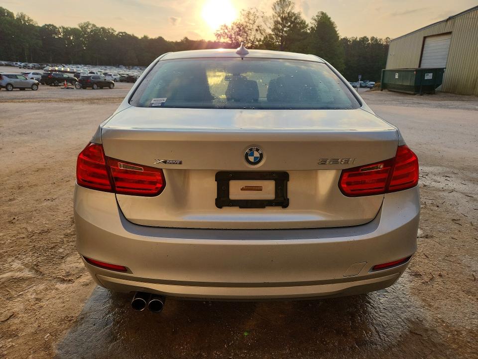 2014 BMW 3 series VIN WBA3B3G50ENR82310 COPART salvage auction — MINOR DENT/SCRATCHES, NC - DEALER ONLY CLEAN TITLE, sold $625 on 2026-07-09 (photo 6)