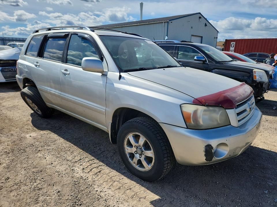2005 Toyota Highlander VIN JTEHP21A250094175 COPART salvage auction — SIDE, On - Bill Of Sale - Parts Only, sold $800 on 2026-07-21 (photo 4)