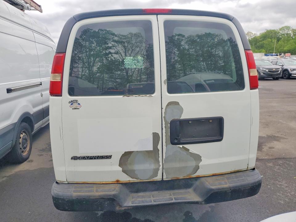2008 Chevrolet Express 2500 VIN 1GCGG25C181213912 COPART salvage auction — NORMAL WEAR, NJ - CERTIFICATE OF TITLE, sold $1,850 on 2026-07-20 (photo 6)