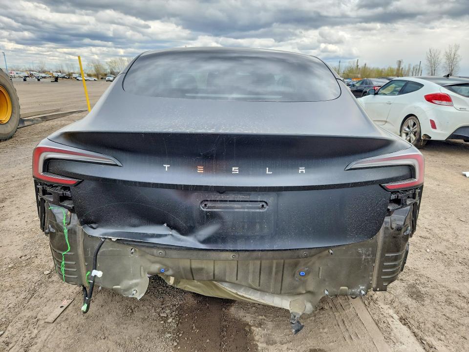 2024 Tesla Model 3 VIN LRW3E7FA8RC105935 COPART salvage auction — REAR END, Qc - Aucune Mention, sold $11,400 on 2026-07-28 (photo 6)