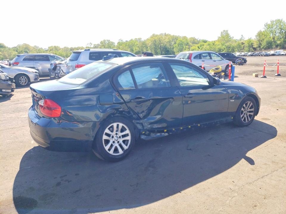 2007 BMW 3er VIN WBAVC73567KP33159 COPART salvage auction — SIDE, Ct - Cert Of Title-Salvage, sold $450 on 2026-07-10 (photo 3)